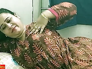 Desi horny aunty having sexual connection encircling associates !!! Indian unconditioned hot sexual connection